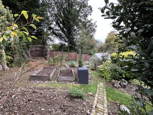 Photo 30- click for photo gallery